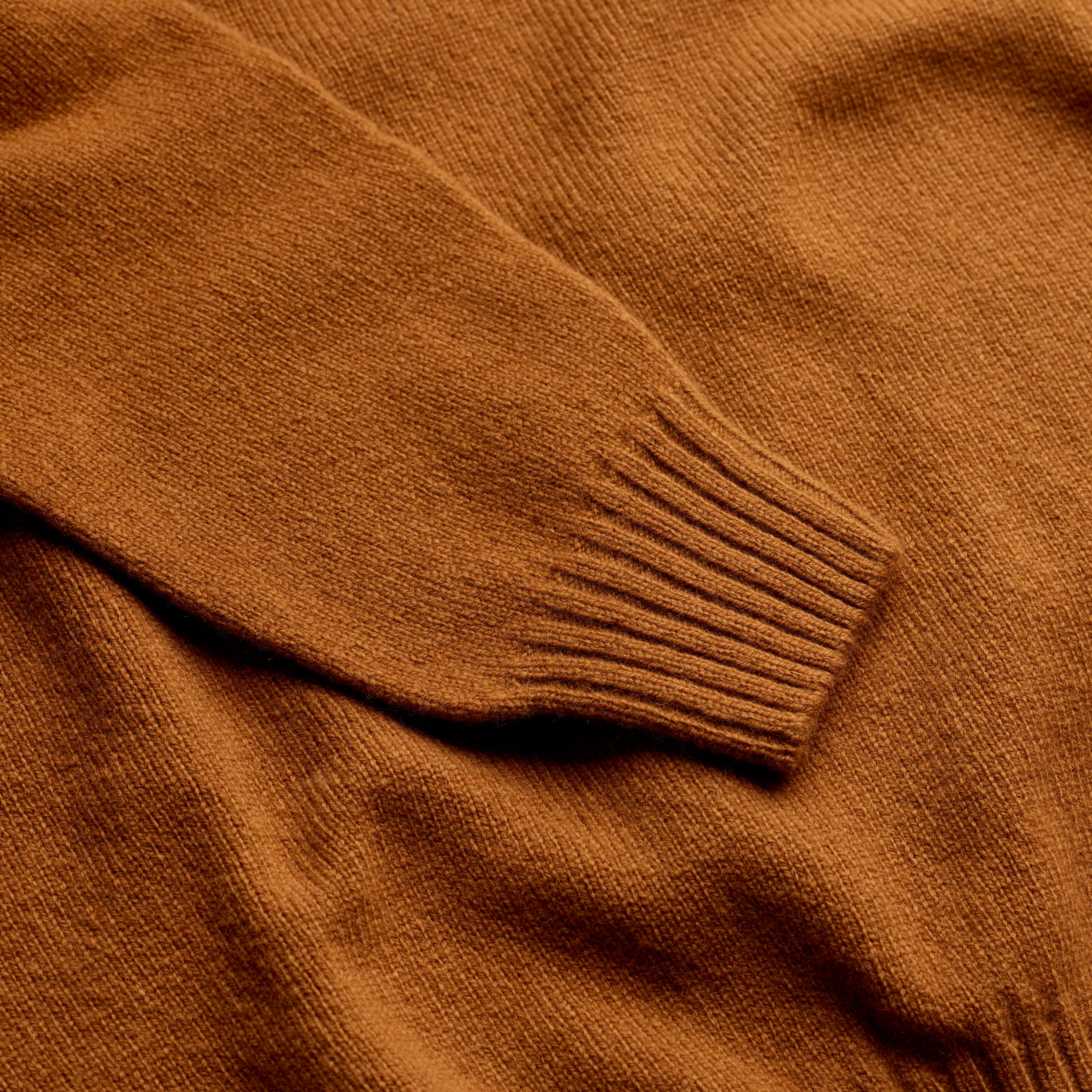 The Superfine Lambswool Crew Neck Jumper in Russett