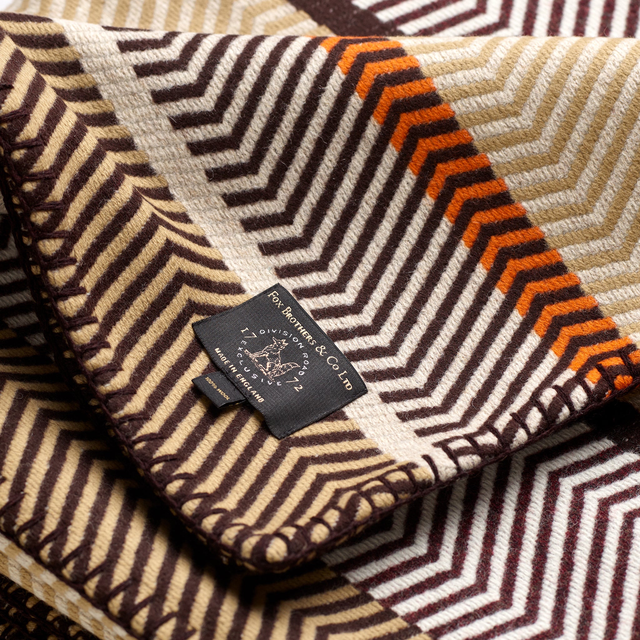 FOX x DR Jacquard Grand Herringbone Blanket