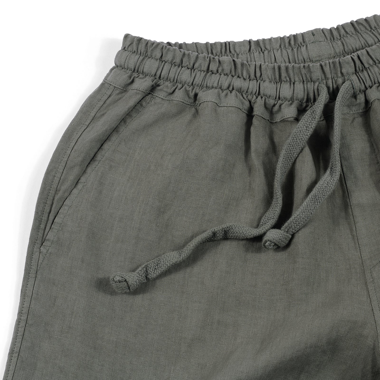 Fedeli Linen Bermuda Shorts in Dark Harbour Green