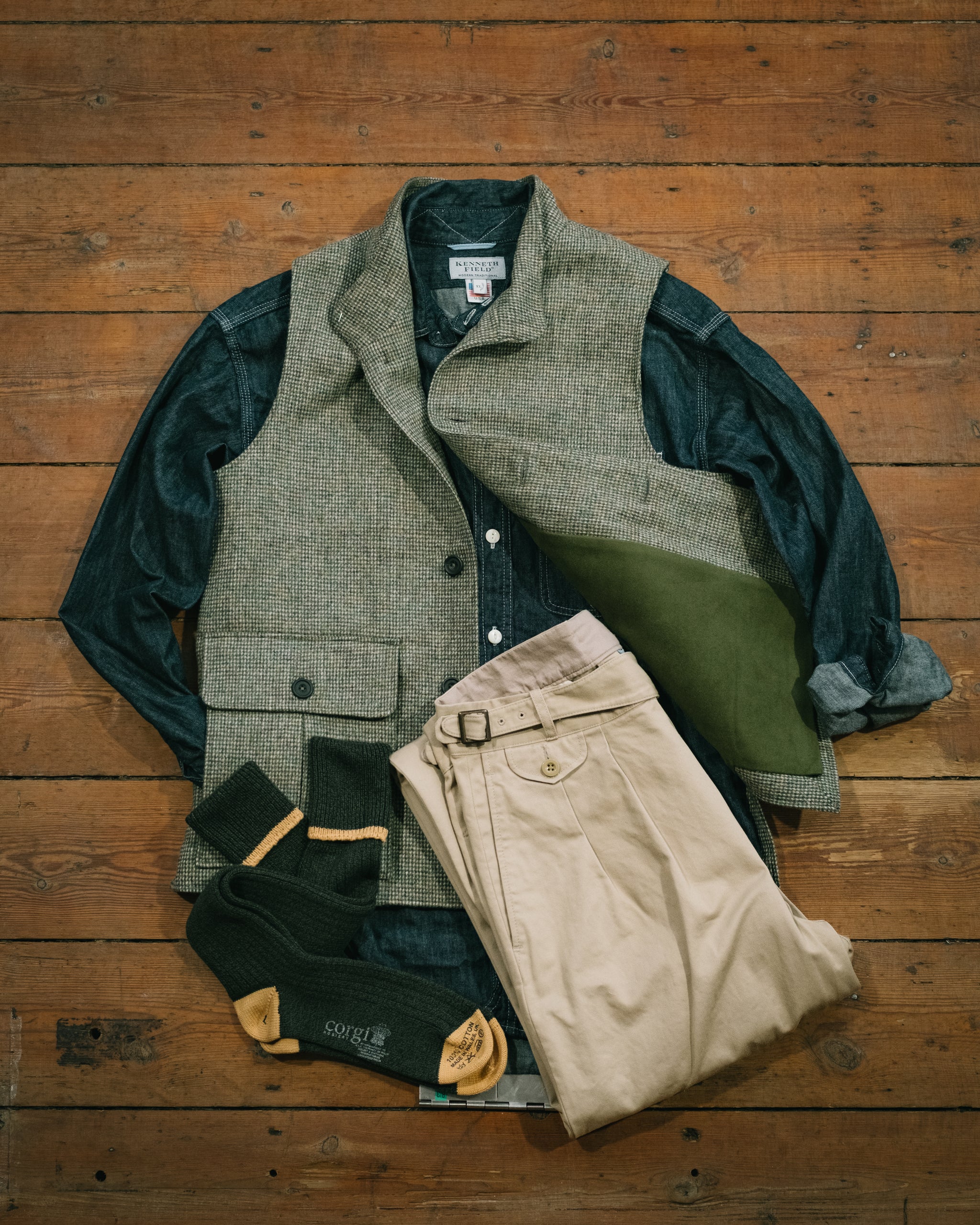 Fox Split Hair Tweed Exmoor Gilet in Sage Green