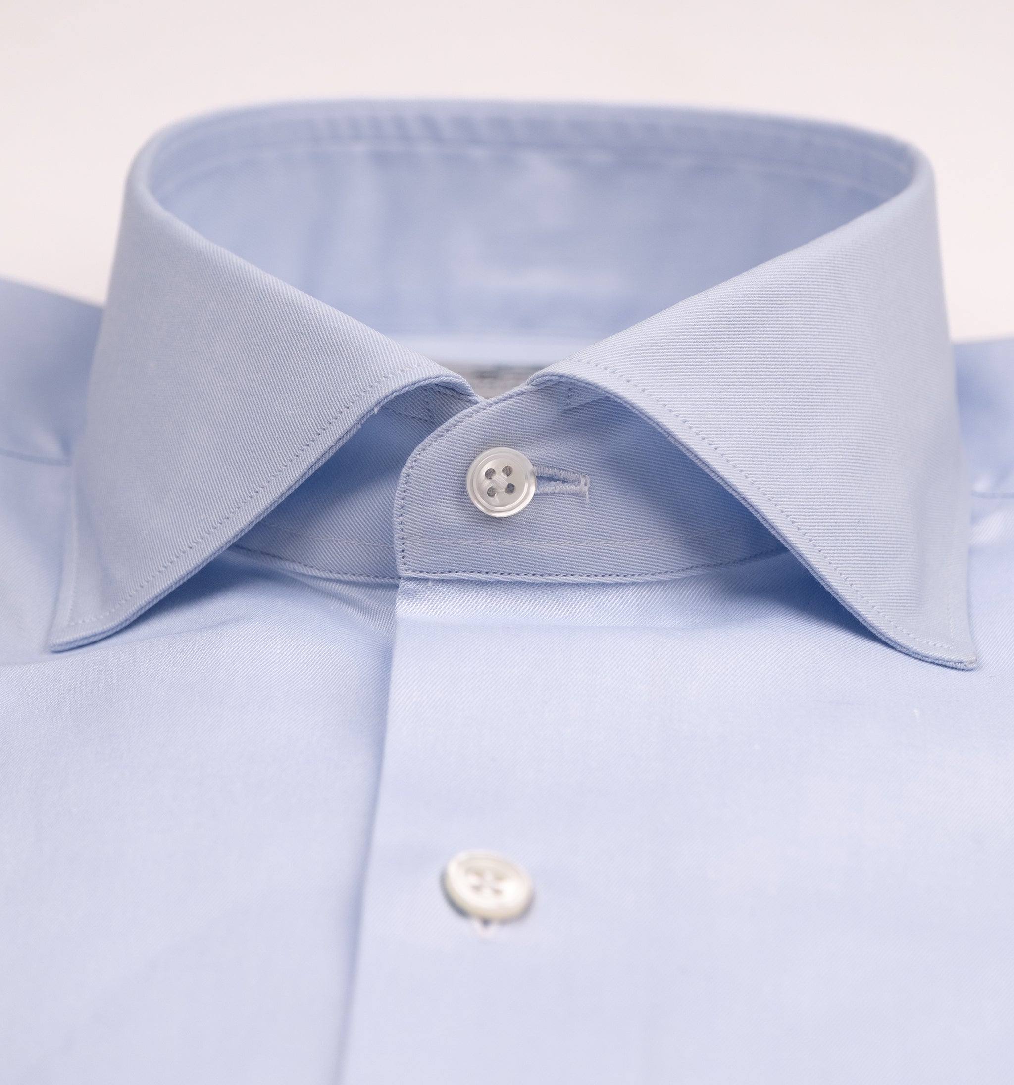 The Niven Fox Classic Light Blue Twill Shirt